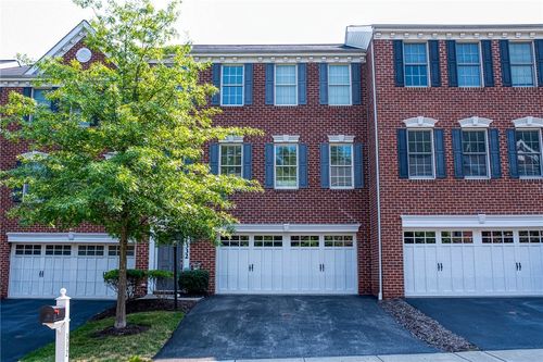 332 Marshall Heights Dr, Wexford, PA, 15090-7659 | Card Image