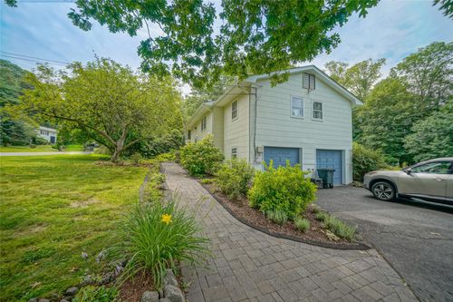 12 Capri Dr, Spring Valley, NY, 10977-7042 | Card Image