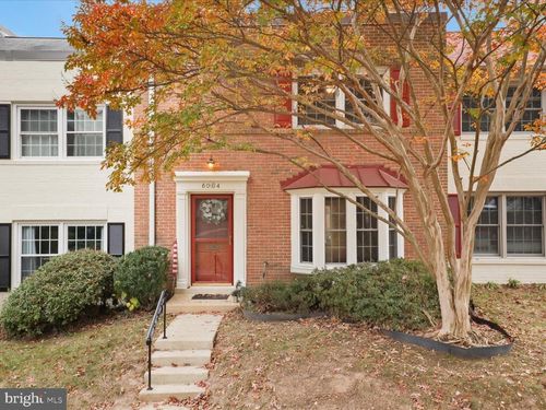 6004 Waterbury Ct, SPRINGFIELD, VA, 22152-1203 | Card Image