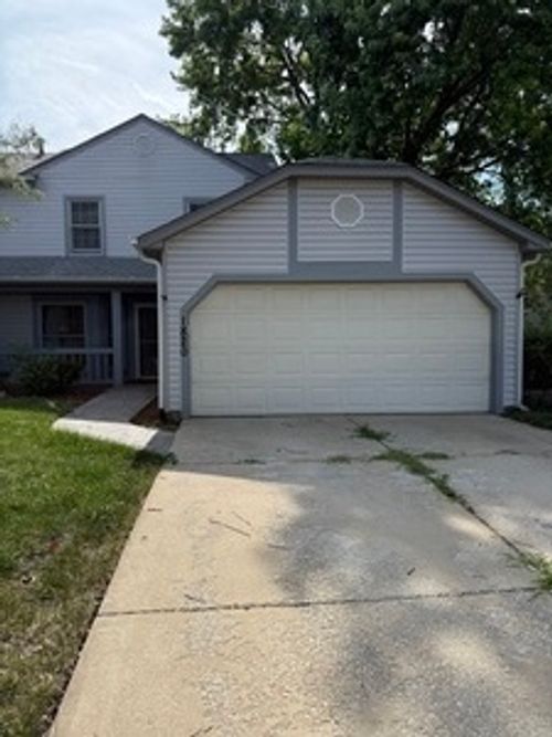 1820 Shetland Rd, Naperville, IL, 60565-1785 | Card Image