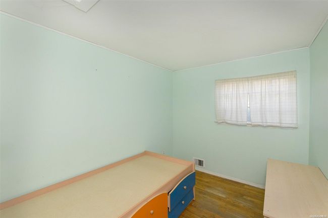 5 Weymouth St, House other with 4 bedrooms, 2 bathrooms and null parking in Dix Hills NY | Image 10
