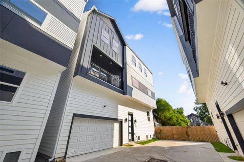 unit-c-1122 W 16th St, Houston, TX, 77008-4785 | Card Image