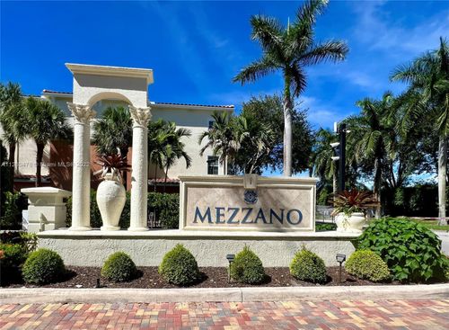 4305-9887 Baywinds Drive, West Palm Beach, FL, 33411 | Card Image