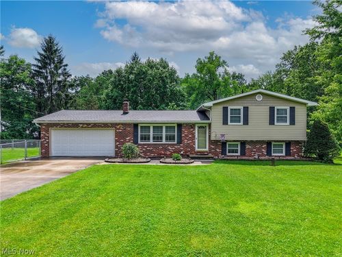 4713 Sherman Rd, Kent, OH, 44240-7054 | Card Image