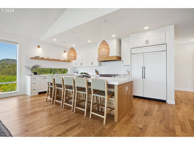 54150 S Beach Rd, House other with 6 bedrooms, 7 bathrooms and 2 parking in Neskowin OR | Image 21