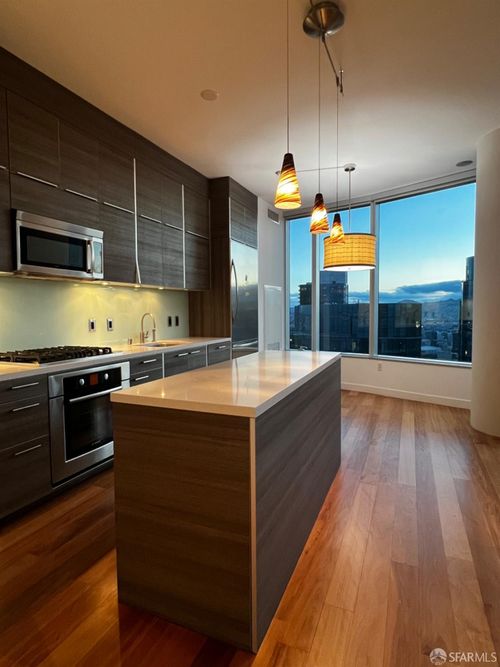 unit-41e-338 Spear St, San Francisco, CA, 94105-6165 | Card Image