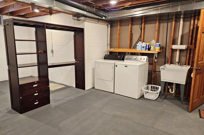 19 Laundry | Image 19