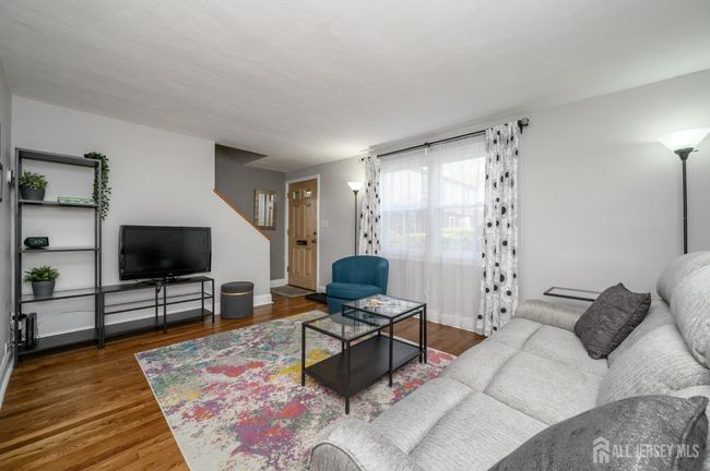 245 Newman St, Townhouse with 2 bedrooms, 1 bathrooms and null parking in Metuchen NJ | Image 7
