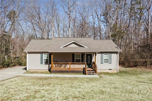 58 Teepee Ln, Lavonia, GA, 30553-3254 | Card Image