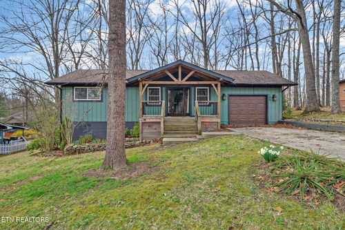 106 Jasper Dr, Crossville, TN, 38558-8664 | Card Image