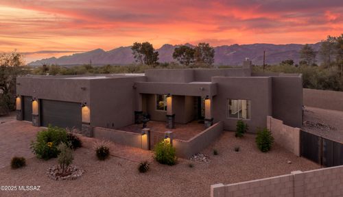 2102 N Corte El Rancho Merlita, Tucson, AZ, 85715-4492 | Card Image
