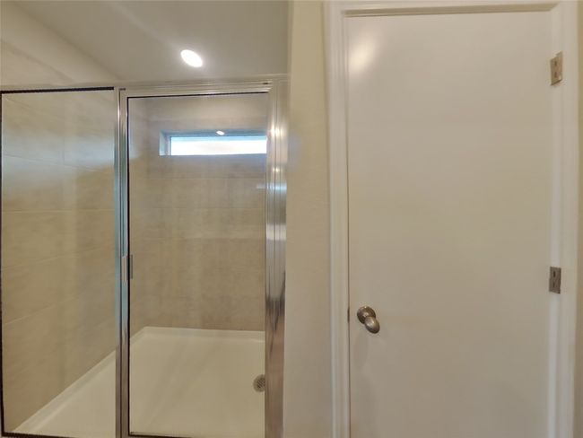Full bath with a shower stall | Image 8