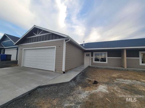 3411 Glacier Dr, Lewiston, ID, 83501-5041 | Card Image