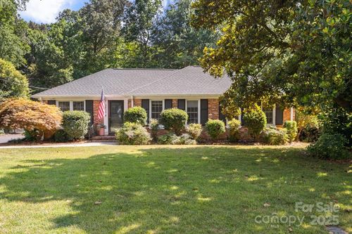 2816 Spring Valley Rd, Charlotte, NC, 28210-5432 | Card Image
