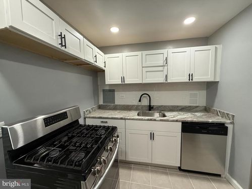 t4-5831 Quantrell Ave, ALEXANDRIA, VA, 22312-2744 | Card Image