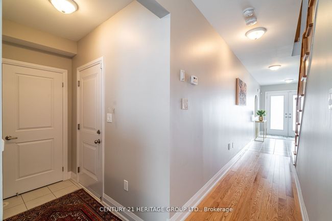 18 Moneypenny Pl, House attached with 4 bedrooms, 3 bathrooms and 1 parking in Vaughan ON | Image 4