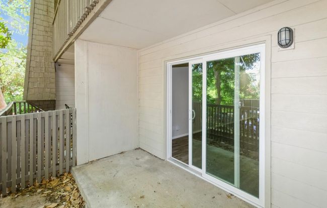 APT-152 - 4859 Cedar Springs Rd, Condo with 2 bedrooms, 1 bathrooms and null parking in Dallas TX | Image 12