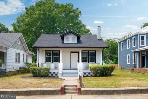 24 E 33rd St, RICHMOND, VA, 23224-1802 | Card Image