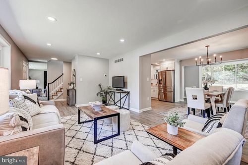 2411 Clydesdale Rd, FINKSBURG, MD, 21048-1612 | Card Image