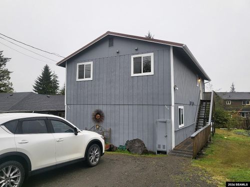 3815 3817 Baranof Avenue, Ketchikan, AK, 99901 | Card Image