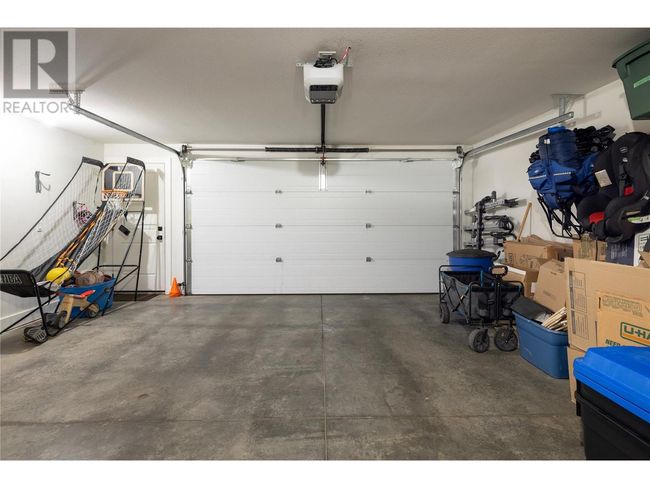16 - 644 Lequime Rd, Townhouse with 4 bedrooms, 4 bathrooms and 2 parking in Kelowna BC | Image 18