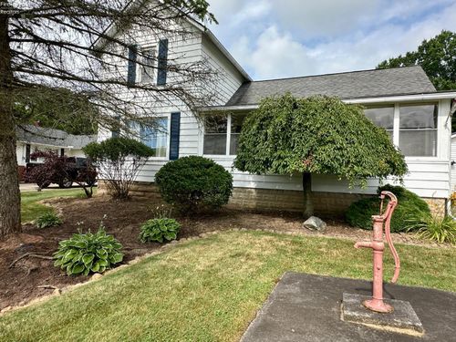 9574 Quarry Rd, Amherst, OH, 44001-2934 | Card Image