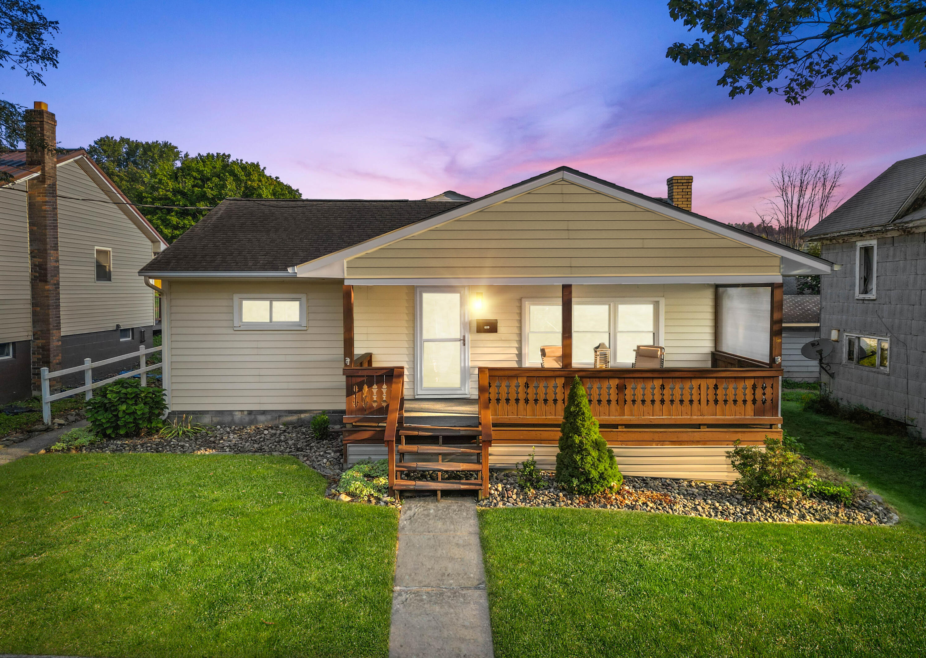Hannah St, Clearfield, PA 16830