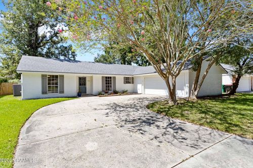110 Triwood Cir, Lafayette, LA, 70503-5232 | Card Image