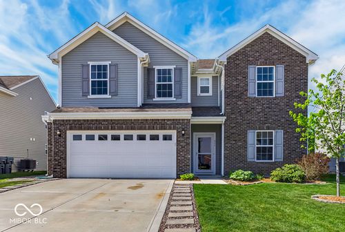 886 Starflower Trace, Greenwood, IN, 46143 | Card Image