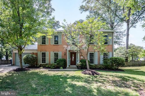 8620 Yardley Dr, ALEXANDRIA, VA, 22308-2414 | Card Image