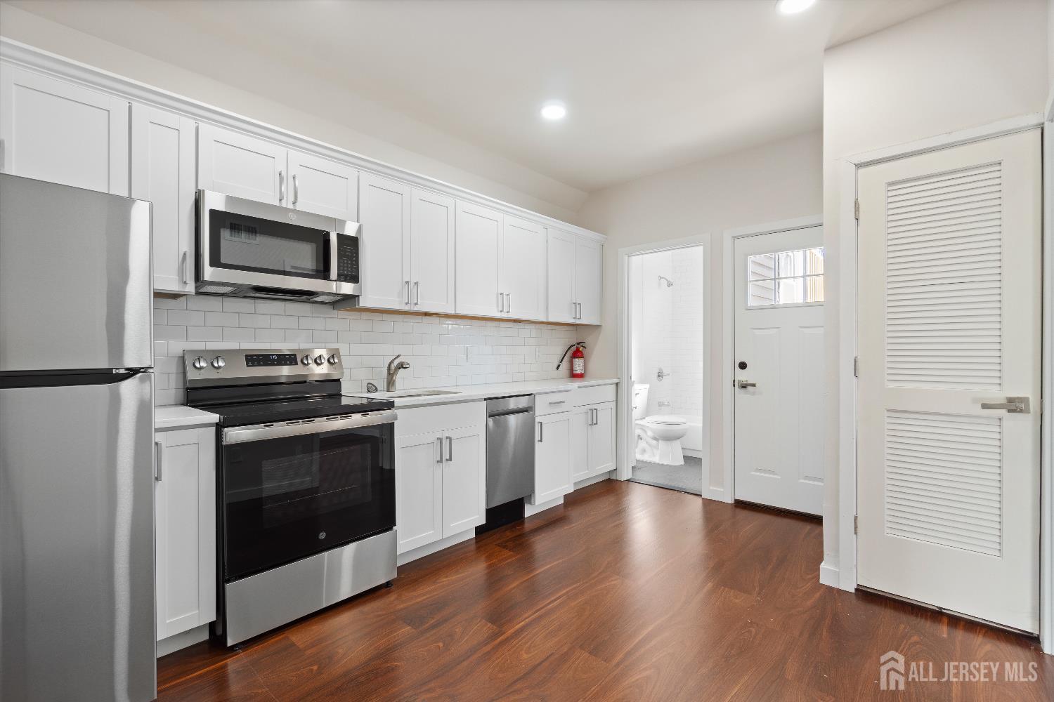 Residential Lease in Plainfield 5