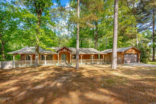 1600 E Lakeview, Benton, AR, 72015-2821 | Card Image