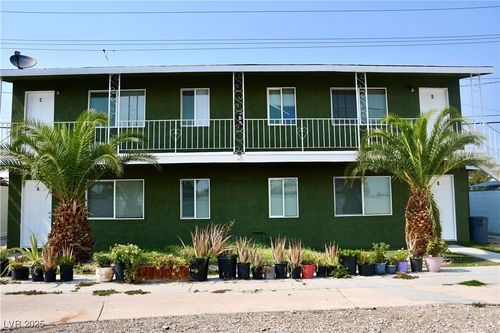 apt-a-5228 Pebble Beach Blvd, Las Vegas, NV, 89108-1432 | Card Image