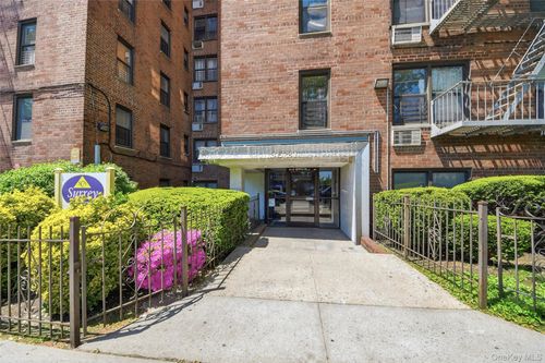 6k-3531 Bronxwood, New York, NY, 10469 | Card Image