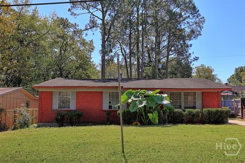 1217 E 34th St, Savannah, GA, 31404-2821 | Card Image