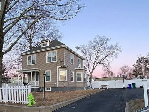 22 Lafayette St, Attleboro, MA, 02703-4152 | Card Image