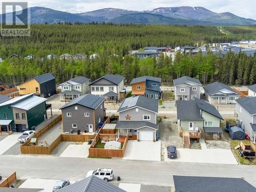29 Tanana Lane, Whitehorse, YT, Y1A0S6 | Card Image