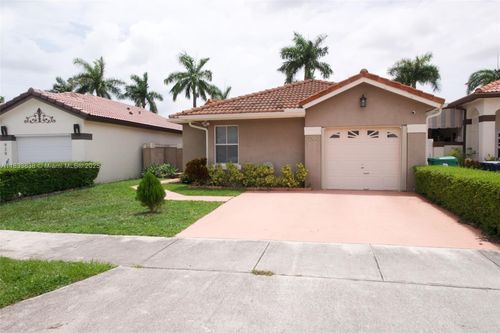 921 Nw 132nd Ave W, Miami, FL, 33182-2313 | Card Image
