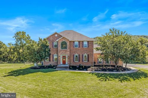 374 Farm View Ln, ROMNEY, WV, 26757-7271 | Card Image