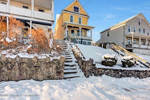 626 Fig St, Scranton, PA, 18505-1733 | Card Image