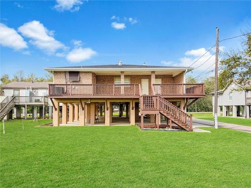 2731 Privateer Blvd, Barataria, LA, 70036-5723 | Card Image