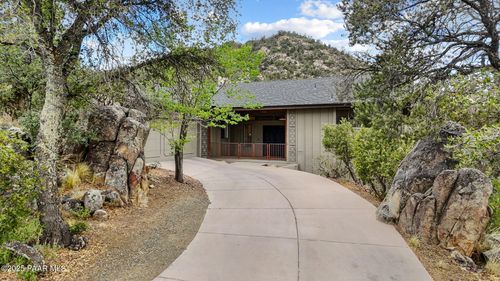 2008 Forest Hills Rd, Prescott, AZ, 86303-5509 | Card Image