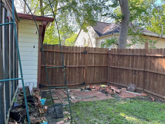 3/2 home back side yard | Image 13