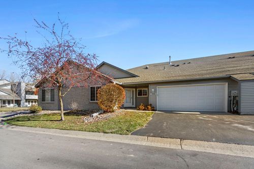 13008 Echo Ln, Apple Valley, MN, 55124-3901 | Card Image