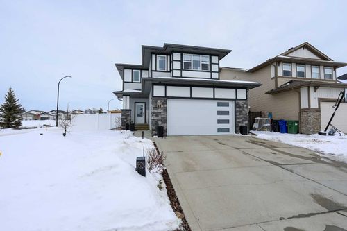 5 Trebble Close, Red Deer, AB, T4P0W6 | Card Image