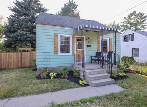 542 Sidney St, Belleville, ON, K8P4A2 | Card Image