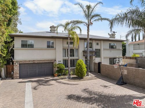 18330 Hanan Ct, Tarzana, CA, 91356 | Card Image