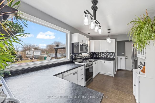 187 Wilson St, House other with 3 bedrooms, 3 bathrooms and 4 parking in Kingston ON | Image 24