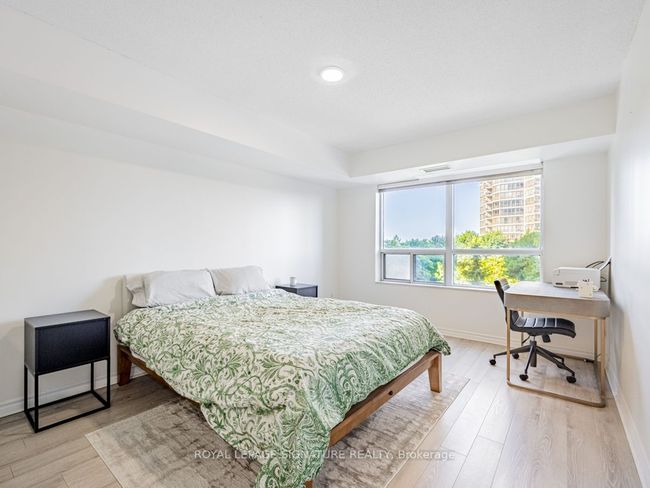413 - 35 Kingsbridge Garden Cir, Condo with 2 bedrooms, 2 bathrooms and null parking in Mississauga ON | Image 13