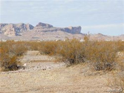 000 Tapeats Drive Drive, Golden Valley, AZ, 86413 | Card Image